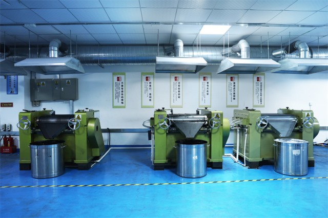 生產(chǎn)設(shè)備